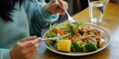 En qué orden conviene comer los alimentos para que el azúcar suba menos