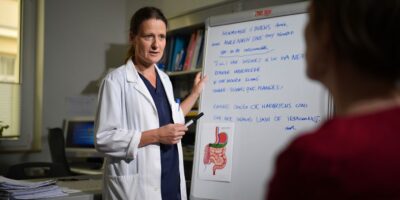Los médicos explican qué hormona decide cuándo tienes hambre y qué la descontrola