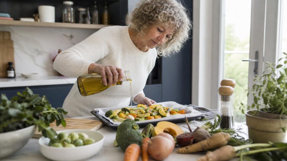 10 alimentos para la artrosis que los reumatólogos recomiendan comer más