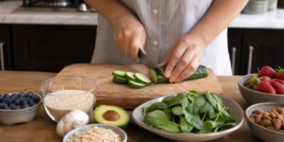 10 alimentos que ayudan a bajar el azúcar en sangre según los endocrinos
