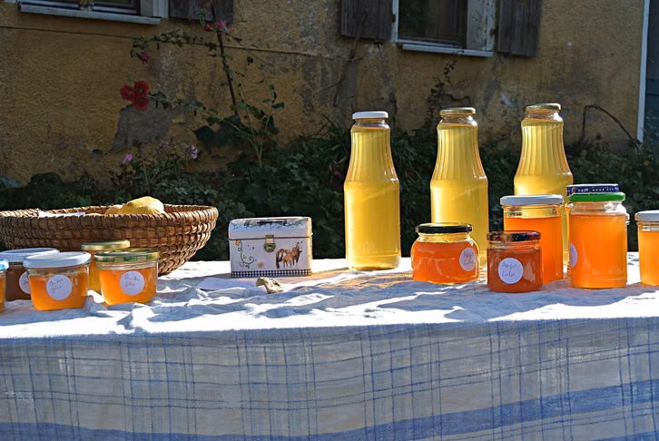 Quitten lassen sich auch zu Saft verarbeiten.