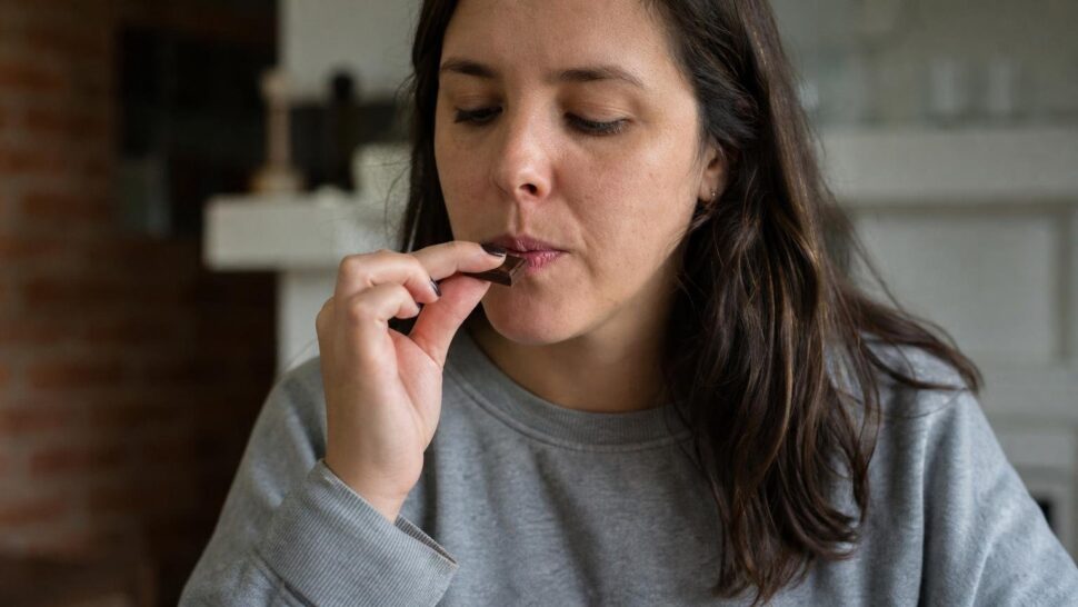 Cuánto chocolate se puede comer al día según los cardiólogos