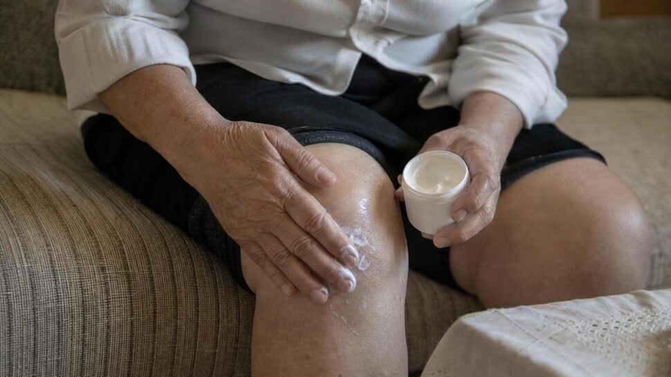 Las 7 mejores cremas para el dolor de rodilla según los traumatólogos