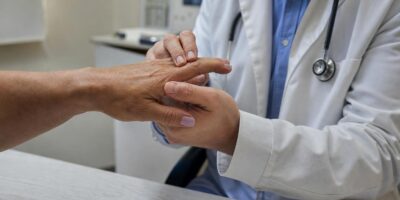 Lo que el color de tus uñas dice sobre tu salud según los médicos