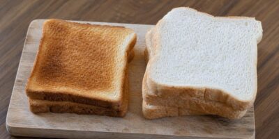 Pan tostado vs pan fresco: los nutricionistas explican cuál sube menos el azúcar