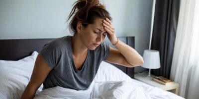 Por qué te duele la cabeza al despertar y cuándo hay que preocuparse