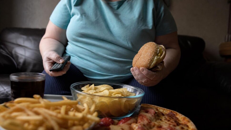 Los 5 peores alimentos para las articulaciones según los reumatólogos