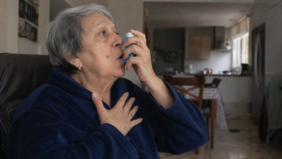 Los médicos explican la EPOC: por qué aparece en personas que nunca han fumado